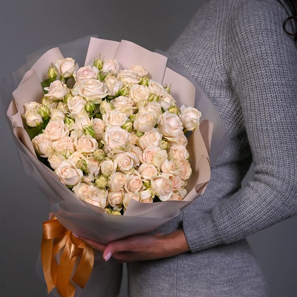 15 кустовых роз в упаковке 987326126661