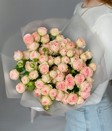 15 кустовых роз Грандмас Файнес Кэти - 698701168091