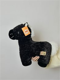 Лошадка символ Нового года 2425