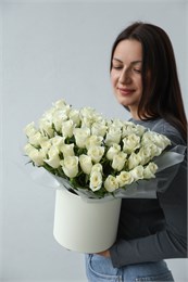 51 роза в шляпной коробке 4 2475