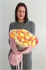 Букет из кустовых и одноголовых роз Персик 2433